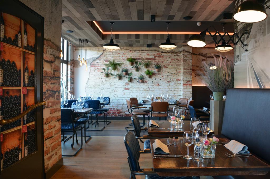 Hotel De Valk 范肯斯沃德 外观 照片
